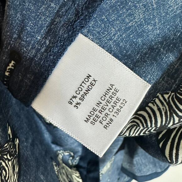 Modcloth Zebra A New Classic Button Up Top Womans Small Novelty Career Work - Picture 8 of 10